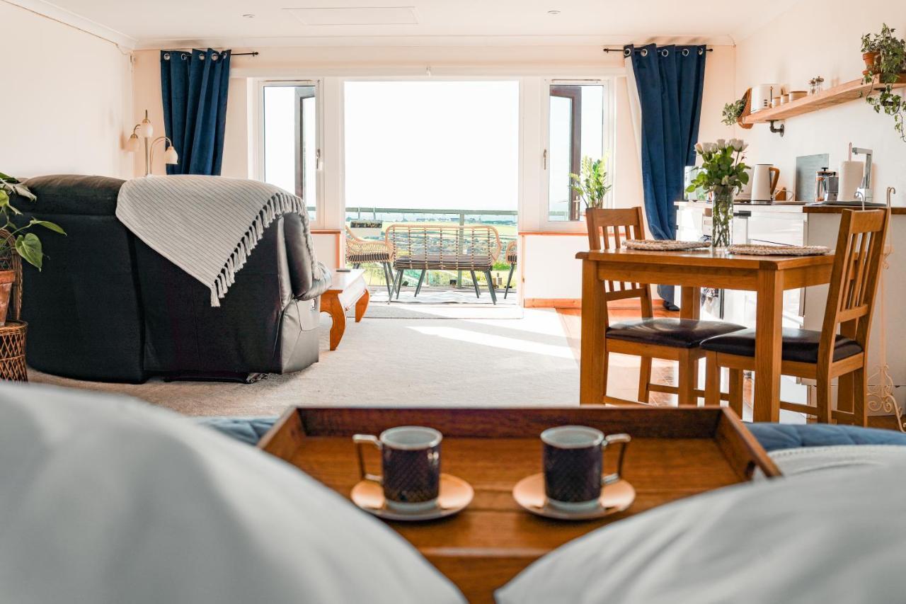 Spacious Sea-View Apt. Overlooking St Ives Bay Gwithian Exterior foto