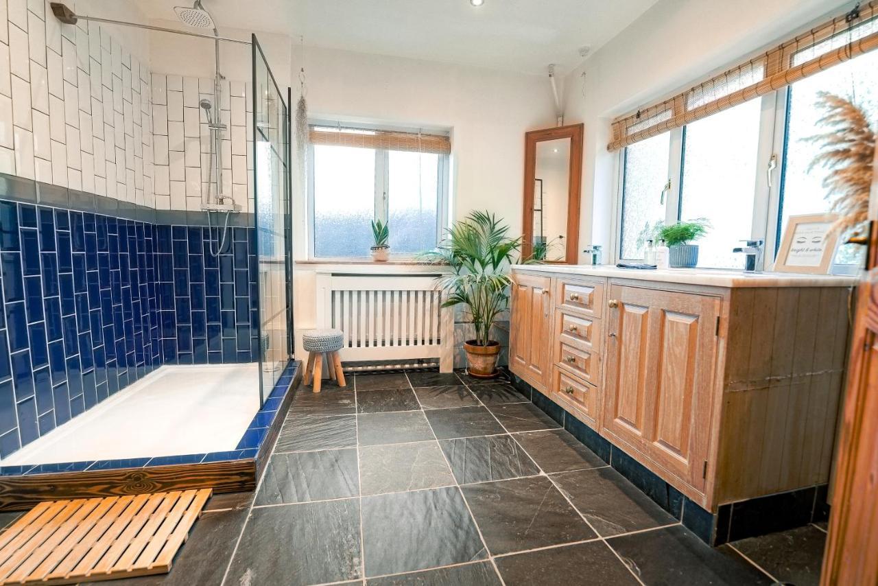 Spacious Sea-View Apt. Overlooking St Ives Bay Gwithian Exterior foto